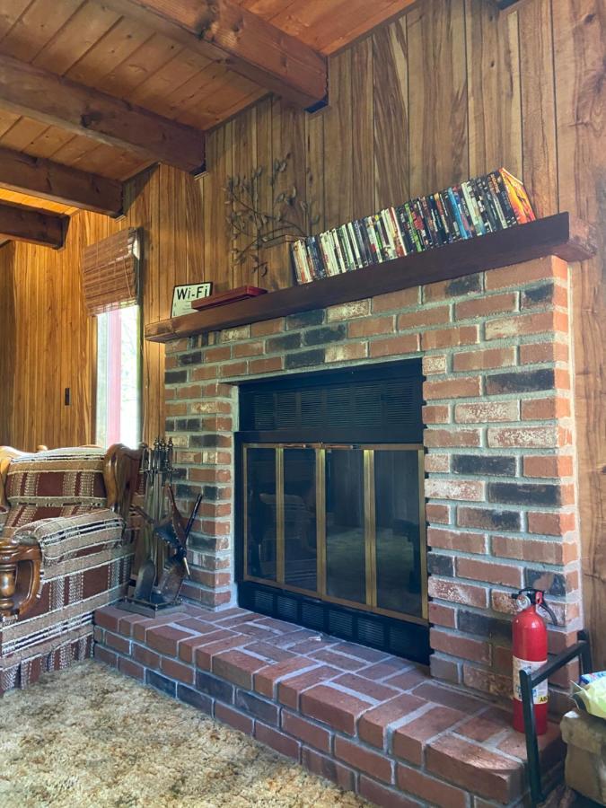Saw Creek Cabin - Regent Hilltop Bushkill Exterior foto